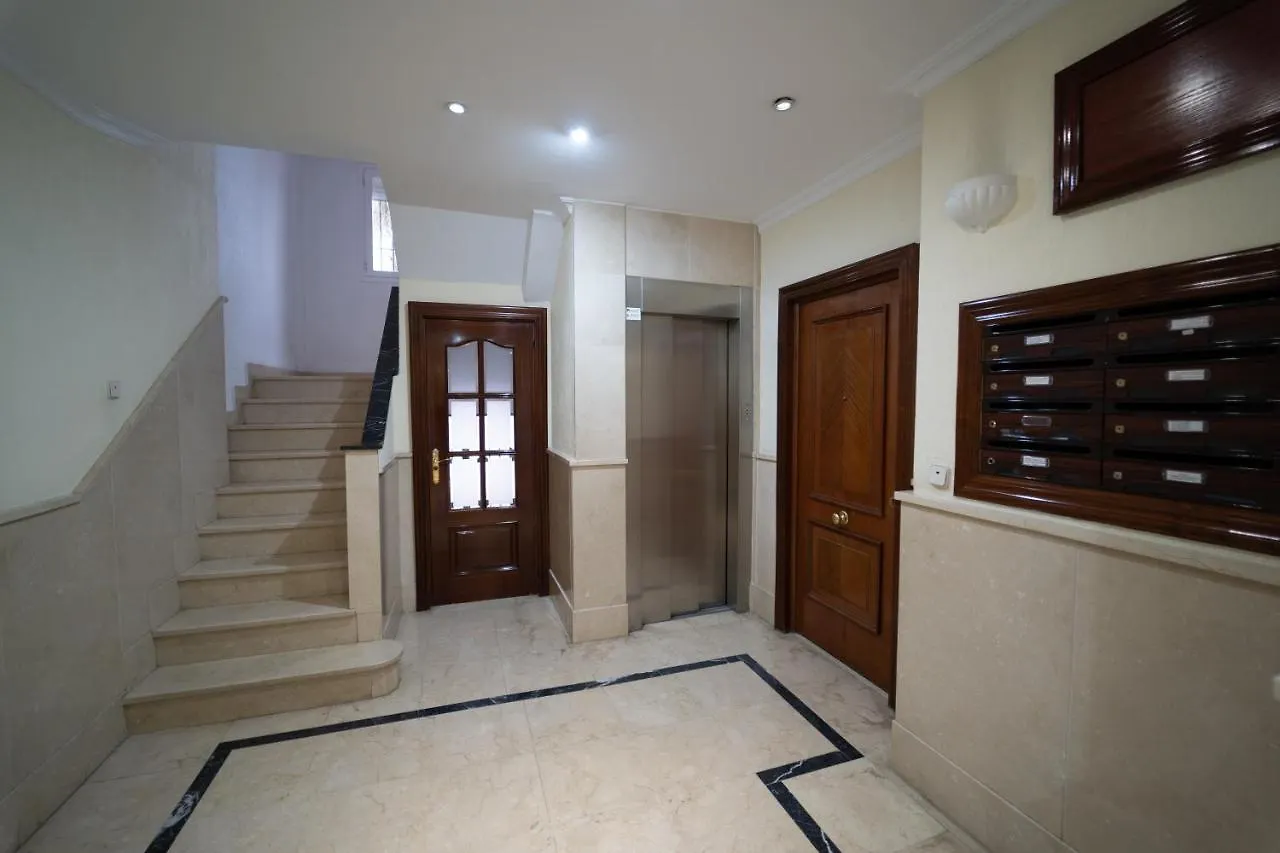 Appartement Larra Nervion Subway Tranvia à Séville